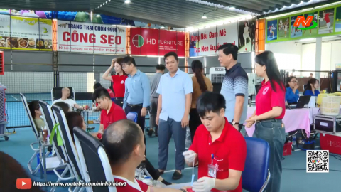 Ng&agrave;y hội hiến m&aacute;u t&igrave;nh nguyện tại phường Nam Hoa Lư