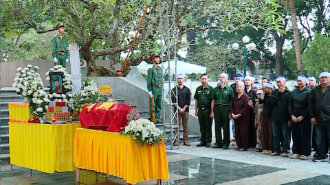 Lễ đ&oacute;n nhận, truy điệu v&agrave; an t&aacute;ng h&agrave;i cốt liệt sĩ
