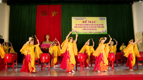 Bế mạc lớp tập huấn, bồi dưỡng h&aacute;t Ch&egrave;o, h&aacute;t Văn, h&aacute;t Xẩm phường Y&ecirc;n Sơn