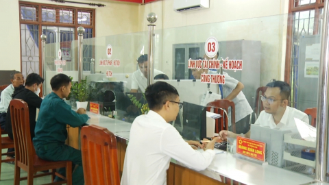 Ch&iacute;nh quyền địa phương 2 cấp phục vụ tốt hơn hoạt động của doanh nghiệp