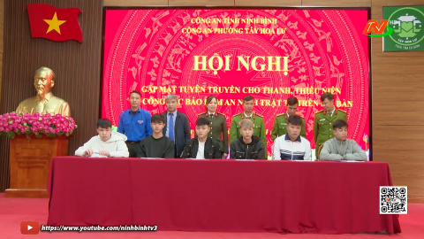 C&ocirc;ng an phường T&acirc;y Hoa Lư tuy&ecirc;n truyền cho thanh thiếu ni&ecirc;n về an ninh trật tự