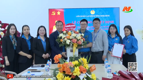 C&ocirc;ng bố quyết định th&agrave;nh lập C&ocirc;ng đo&agrave;n cơ sở