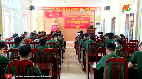 Khai giảng lớp đ&agrave;o tạo ứng dụng c&ocirc;ng nghệ th&ocirc;ng tin cơ bản