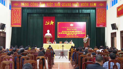 Tiếp x&uacute;c cử tri trực tuyến trong vận động bầu cử