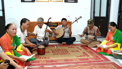 Bảo tồn v&agrave; ph&aacute;t huy l&agrave;n điệu ch&egrave;o truyền thống