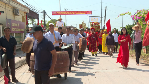 Kh&aacute;nh Trung ph&aacute;t huy vai tr&ograve; cộng đồng g&igrave;n giữ di t&iacute;ch lịch sử