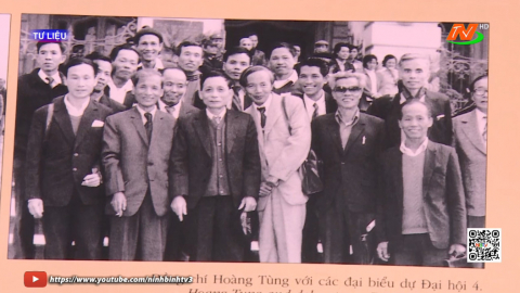 Nh&agrave; b&aacute;o Ho&agrave;ng T&ugrave;ng