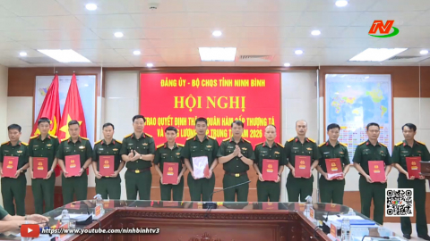 C&ocirc;ng bố, trao quyết định thăng qu&acirc;n h&agrave;m sĩ quan đợt 2 năm 2026