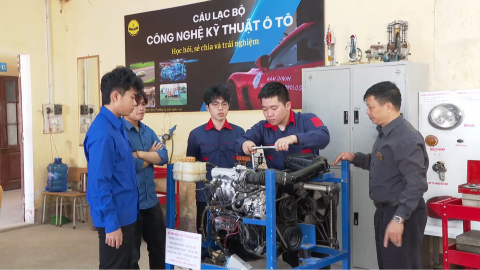 N&acirc;ng cao chất lượng gi&aacute;o dục nghề nghiệp