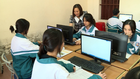 Lan tỏa việc học v&agrave; l&agrave;m theo B&aacute;c trong đội ngũ c&aacute;n bộ c&aacute;n bộ, đo&agrave;n vi&ecirc;n c&ocirc;ng đo&agrave;n trường THPT Nghĩa Hưng
