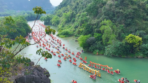 L&agrave;m mới sản phẩm du lịch từ văn h&oacute;a ở Di sản Tr&agrave;ng An