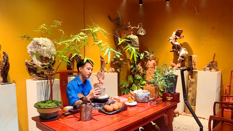 Thanh ni&ecirc;n đam m&ecirc; với nghề gỗ mỹ nghệ