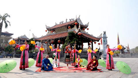 Thanh &acirc;m từ miền di sản