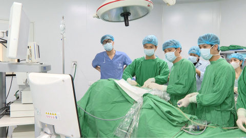 Bệnh viện Đa khoa H&agrave; Nam triển khai kỹ thuật " T&aacute;n sỏi qua da "