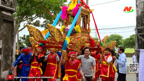 Trở về lễ hội Đền Lăng