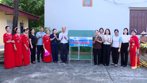 Phụ nữ chung tay bảo vệ m&ocirc;i trường