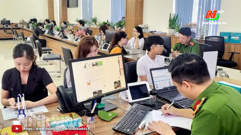 Ninh B&igrave;nh, nhiều trẻ em được l&agrave;m thẻ Căn cước