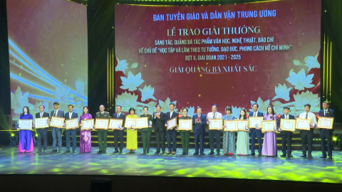 Ninh B&igrave;nh đẩy mạnh học tập v&agrave; l&agrave;m theo B&aacute;c