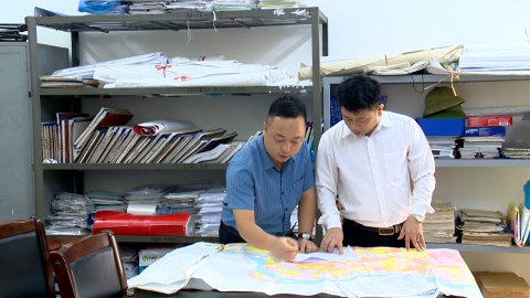 T&iacute;ch cực hỗ trợ người d&acirc;n giải quyết thủ tục h&agrave;nh ch&iacute;nh về đất đai