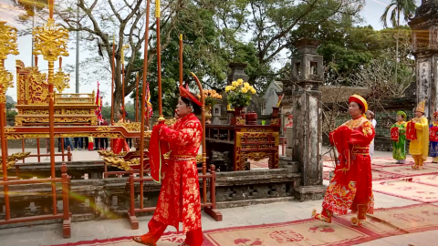 G&igrave;n giữ nghi thức tế cửu kh&uacute;c tại Lễ hội Hoa Lư