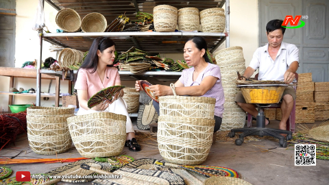 Hồn qu&ecirc; trong sợi c&oacute;i Kim Sơn