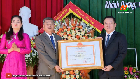 X&atilde; Kh&aacute;nh Dương đ&oacute;n nhận Bằng đạt chuẩn n&ocirc;ng th&ocirc;n mới n&acirc;ng cao