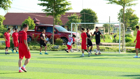 Giải giao hữu bóng đá tứ hùng " Vì m&ocirc;̣t ngày mai tươi sáng "