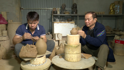 Nghệ nh&acirc;n đất nghề - Giữ hồn Tết Việt