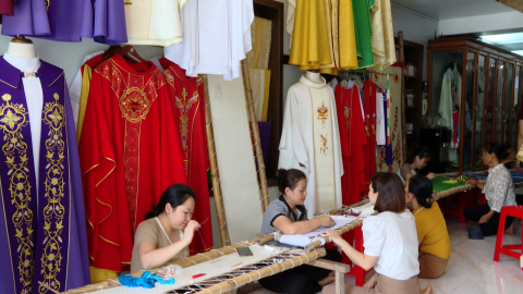 Đ&aacute;nh thức l&agrave;ng nghề bằng du lịch trải nghiệm