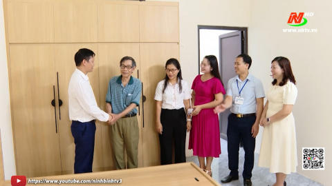 B&agrave;n giao nh&agrave; t&igrave;nh nghĩa cho gia đ&igrave;nh &ocirc;ng Nguyễn Văn Quy