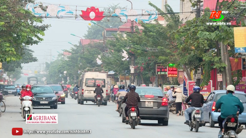 Nguy cơ mất ATGT ở cổng trường học do thiếu hệ thống b&aacute;o hiệu