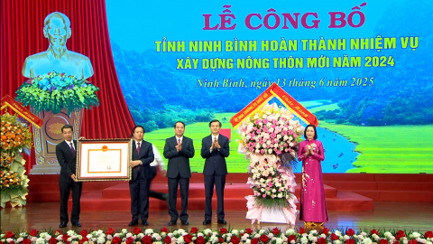 Lễ c&ocirc;ng bố tỉnh Ninh B&igrave;nh ho&agrave;n th&agrave;nh nhiệm vụ x&acirc;y dựng n&ocirc;ng th&ocirc;n mới năm 2024