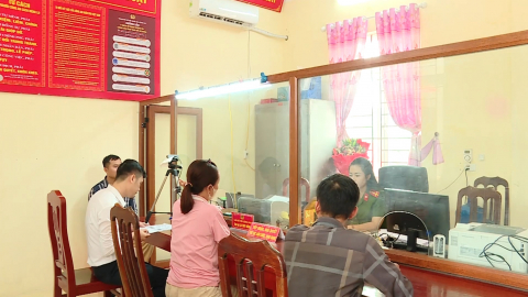 Ph&ograve;ng CSGT đẩy mạnh cải c&aacute;ch TTHC phục vụ người d&acirc;n tốt hơn