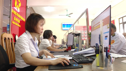 Ph&uacute; Sơn x&acirc;y dựng ch&iacute;nh quyền số