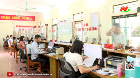 Đưa dịch vụ c&ocirc;ng trực tuyến đến với người d&acirc;n