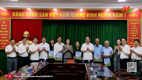 Đồng ch&iacute; Ph&oacute; Chủ tịch Quốc hội Nguyễn Thị Thanh thăm, tặng qu&agrave; nh&acirc;n kỷ niệm 79 năm ng&agrave;y Thương binh, liệt sỹ