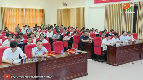 Tập huấn hướng dẫn khai th&aacute;c, sử dụng chức năng Kho quản l&yacute; dữ liệu điện tử