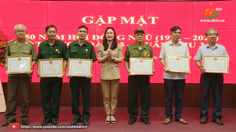 Gặp mặt truyền thống nh&acirc;n dịp kỷ niệm 30/4