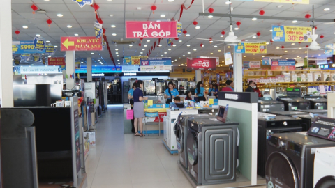 Thị trường h&agrave;ng điện m&aacute;y Việt cuối năm