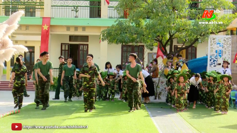 Chương tr&igrave;nh vui c&ugrave;ng chiến sỹ