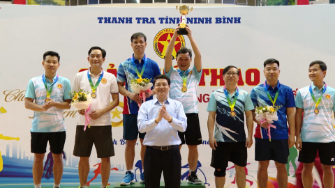 Thanh tra tỉnh tổ chức Giải thể thao ch&agrave;o mừng Ng&agrave;y truyền thống 
