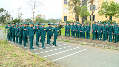 Khai mạc huấn luyện d&acirc;n qu&acirc;n tự vệ năm thứ nhất