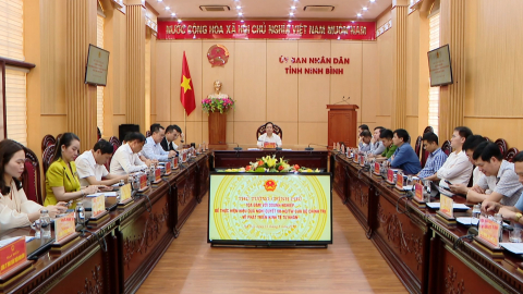Thủ tướng Ch&iacute;nh phủ chủ tr&igrave; Tọa đ&agrave;m với doanh nghiệp về ph&aacute;t triển kinh tế tư nh&acirc;n