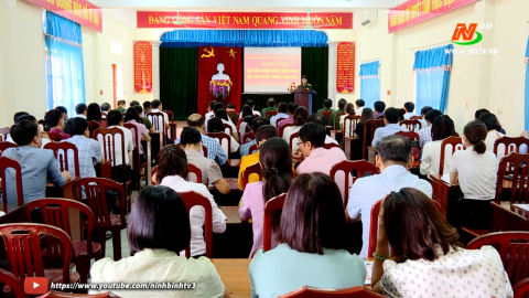 Khai giảng lớp bồi dưỡng kiến thức QP&AN cho c&aacute;n bộ đối tượng 3