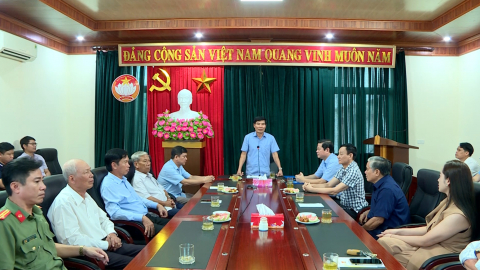 Gặp mặt đo&agrave;n đại biểu dự đại hội người c&ocirc;ng gi&aacute;o Việt Nam x&acirc;y dựng v&agrave; bảo vệ tổ quốc