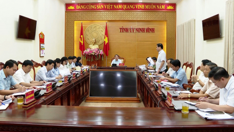 Giao ban thường trực tỉnh ủy th&aacute;ng 6/2023