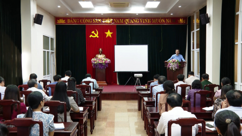 Hội nghị b&aacute;o c&aacute;o vi&ecirc;n th&aacute;ng 10