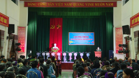 Chia sẻ y&ecirc;u thương đến người ngh&egrave;o