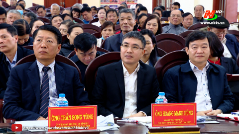 Đại biểu HĐND tỉnh tiếp x&uacute;c cử tri th&agrave;nh phố Tam Điệp