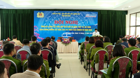 Tổng kết c&ocirc;ng t&aacute;c phối hợp bảo đảm ANTT, ATGT đường sắt năm 2025